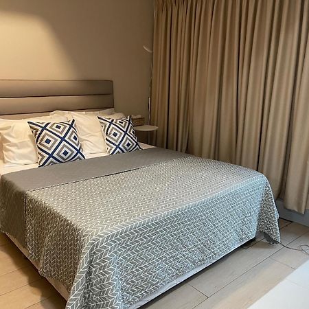1 Bedroom Condo Uptown Parksuites Bgc, High Floor, Morning Sun Manila Eksteriør billede