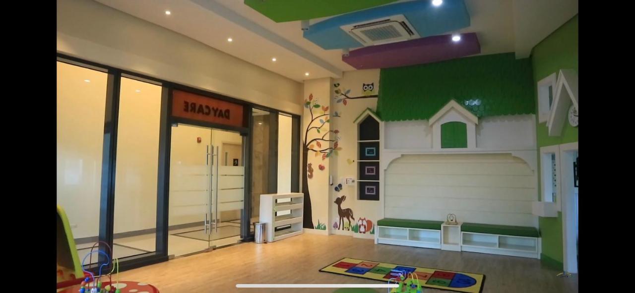 1 Bedroom Condo Uptown Parksuites Bgc, High Floor, Morning Sun Manila Eksteriør billede
